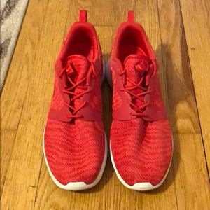 Mens Nike Roshe Sneaker